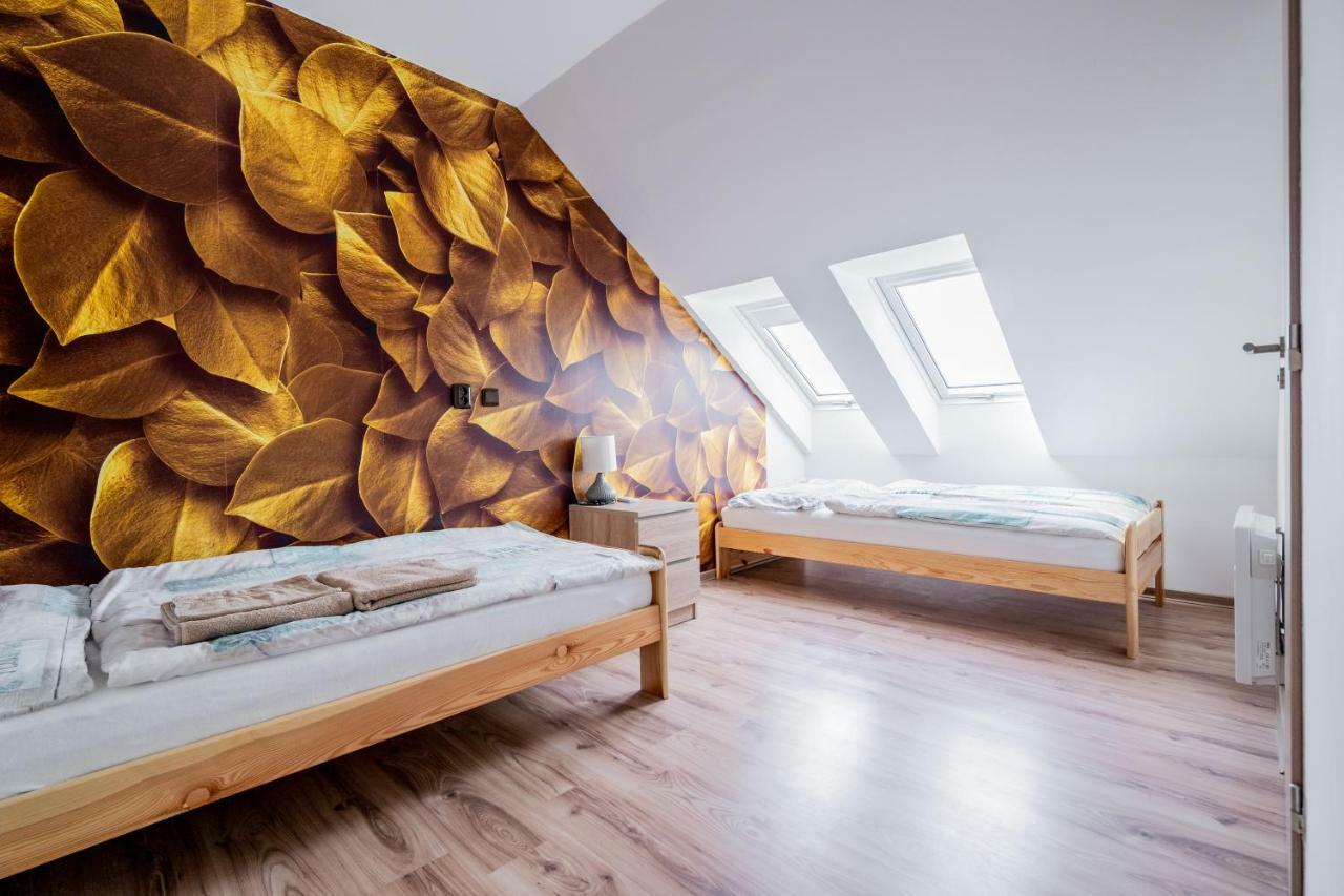 فندق Aroma Gold Dolní Bousov المظهر الخارجي الصورة